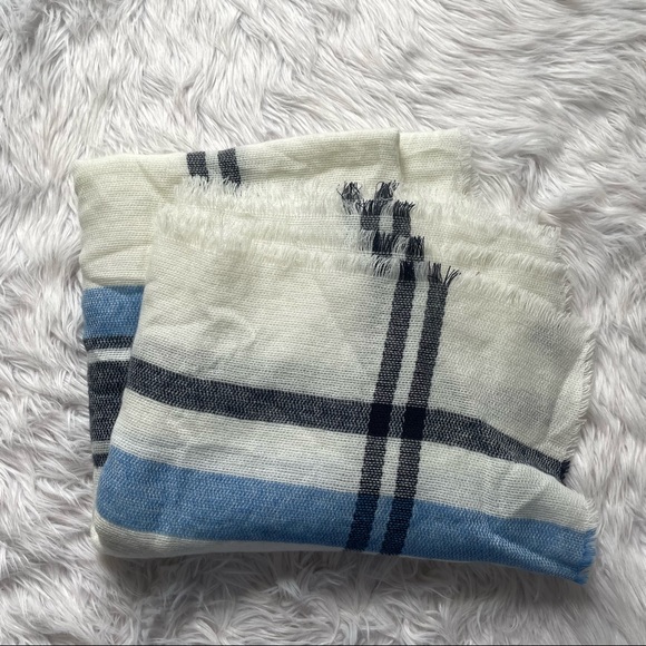 aerie Accessories - Aerie Plaid Blanket Scarf Fringe Blue One Size